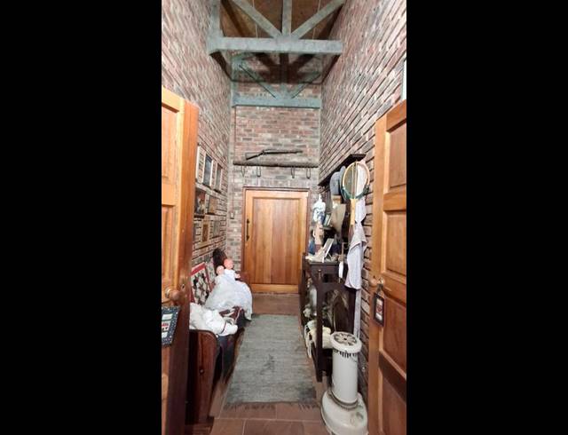 4 BEDROOM HOUSE FOR SALE IN MEYERHOF